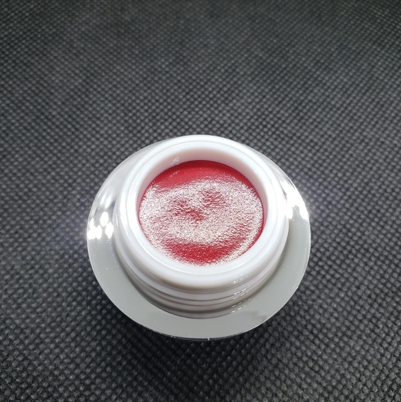 GlamGlow PoutMud in Starlet - Picture 4 of 5